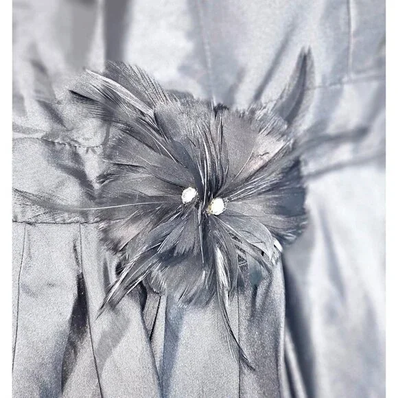 Davids Bridal Women's Black Strapless Taffeta Dress Feather Detail Size 10 369 - Picture 8 of 10